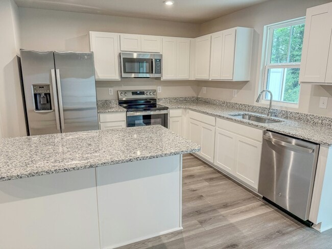 Photo - 259 Christiana Ln