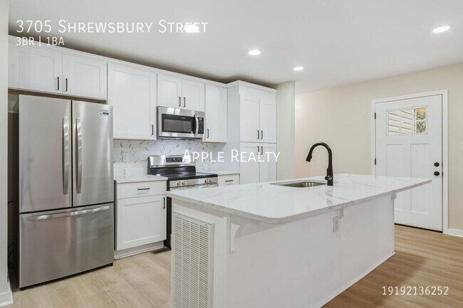 Photo - 3705 Shrewsbury St