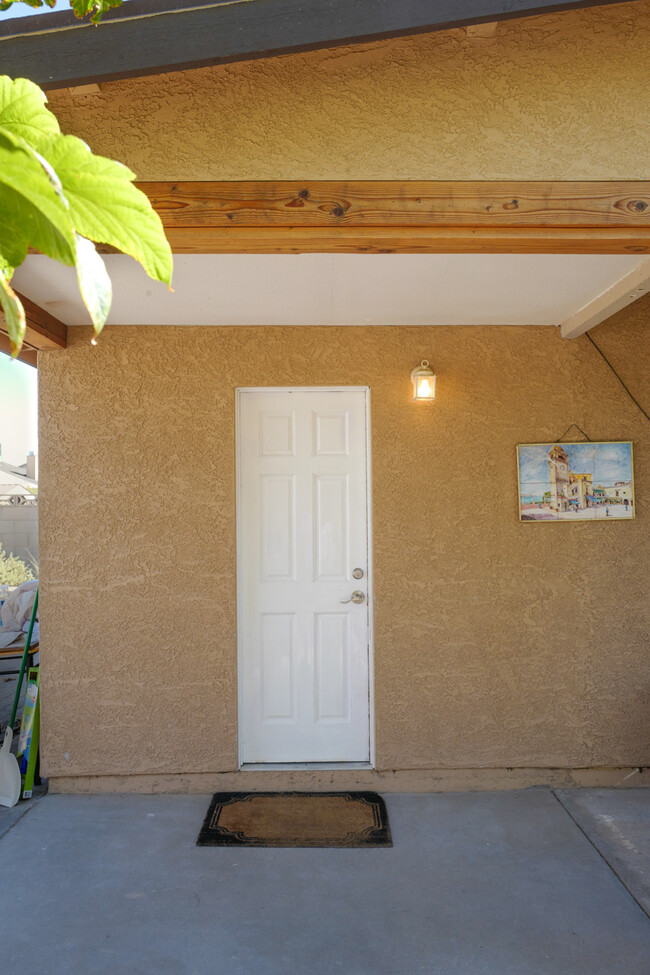 Entrance - 501 Holick Ave Apartment Unit 2