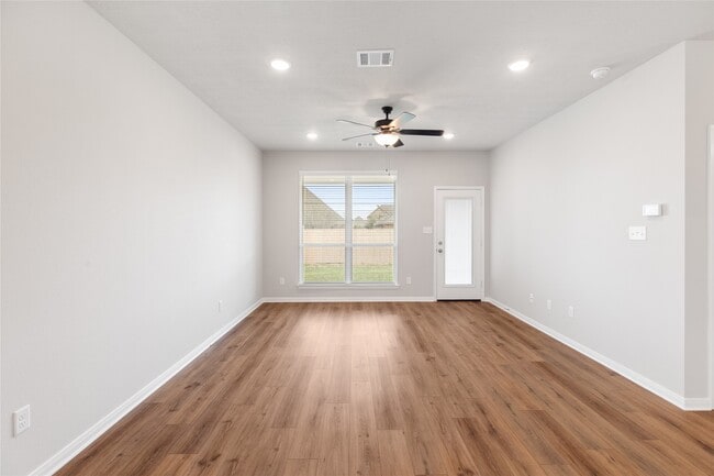 Photo - 15195 Still Water Mdw Lp