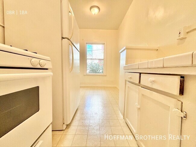 Photo - 836 Sanborn Ave Los Angeles, CA 90029 Unidad 209