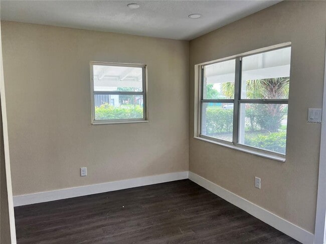 Photo - 3616 E Shadowlawn Ave