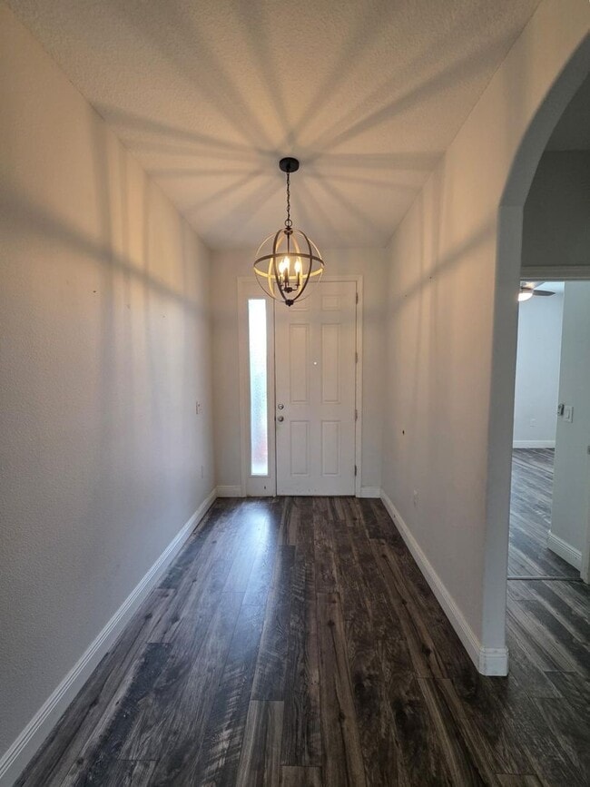 Photo - Gorgeous 4-Bedroom, 3-Bathroom Home in Providence