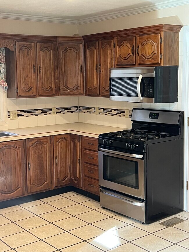 Photo - 108 Circle Dr