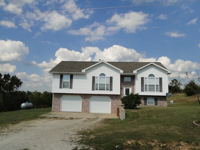 Quiet Country Setting - Quiet Country Setting House