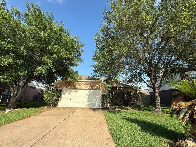 Building Photo - 2114 Indianapolis Dr Rental