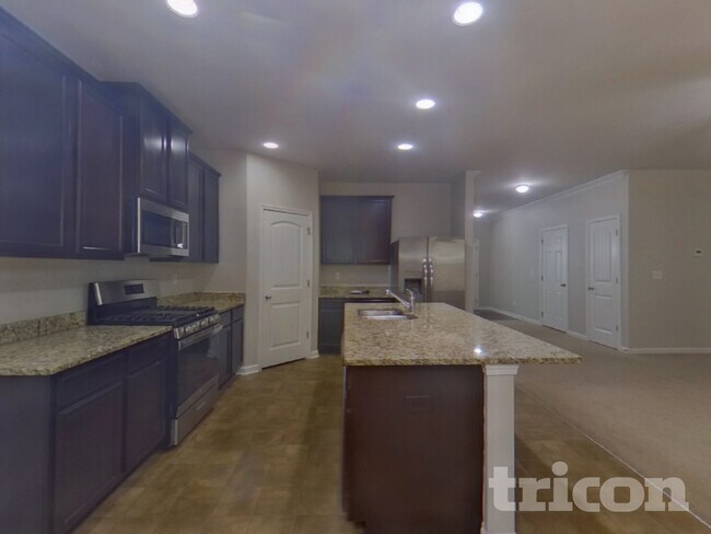 Photo - 64 Ledford Way