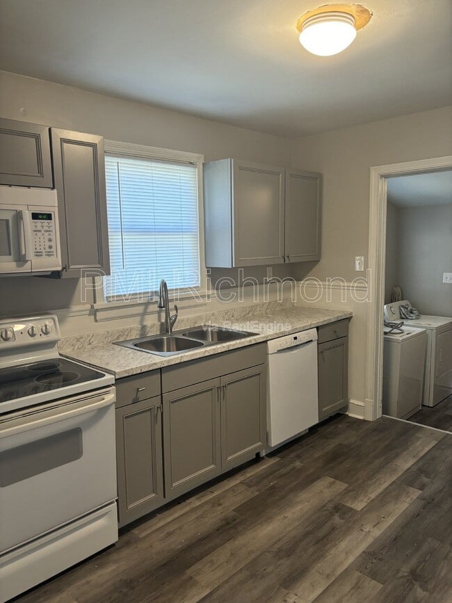 Photo - 5231 Rockland Rd