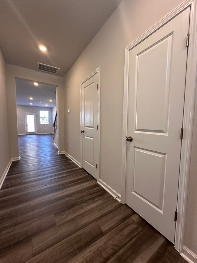 Photo - 3bd/2.5ba Townhome for rent @ Triple Crown in Durham