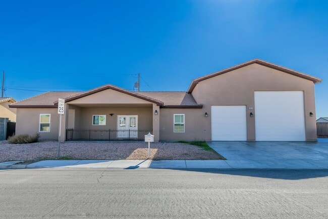 Photo - RV GARAGE | Single Story | Furnished Or Unfurnished