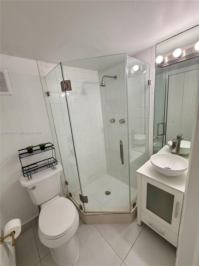 Photo - 20 SW 108th Ave