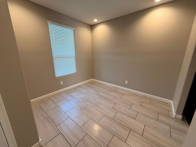 Photo - 8530 W Millerton Way