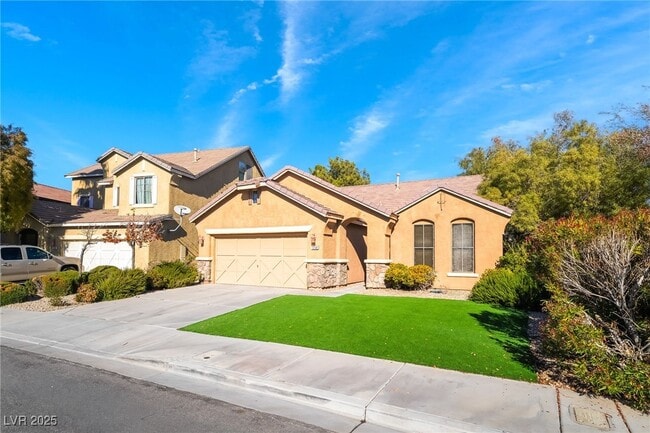 Building Photo - 1256 Sonatina Dr