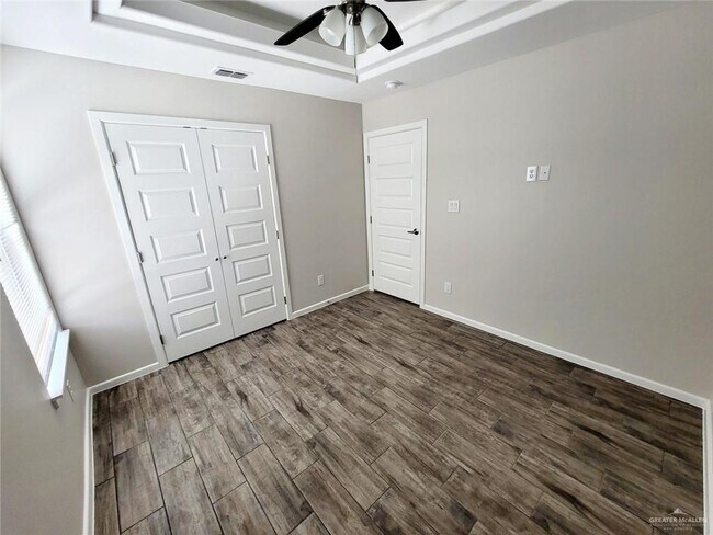 5909 Sandpiper Ave Unidad 2