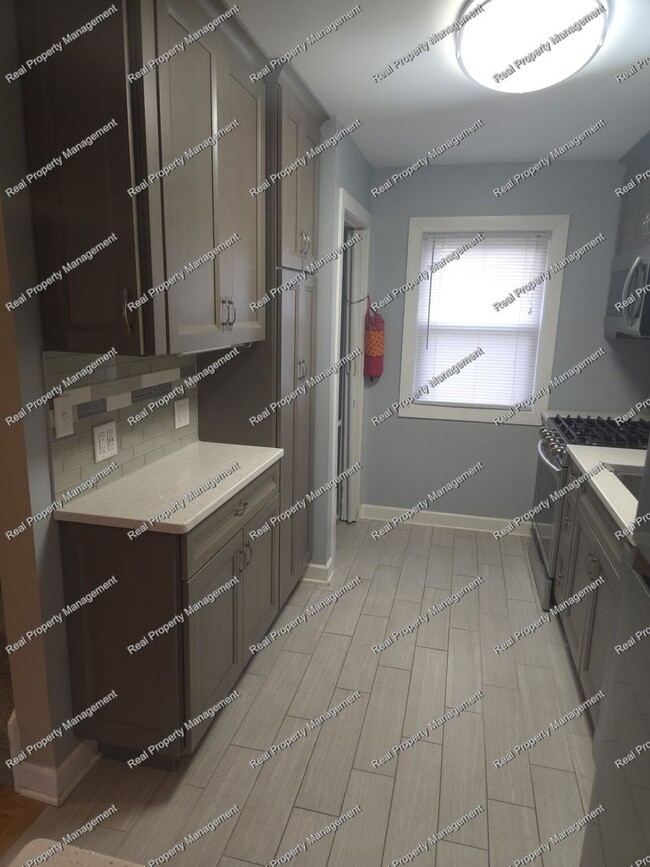 Photo - Updated Munster Cape Cod