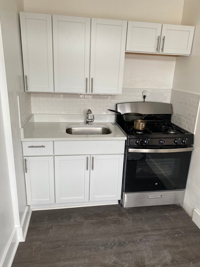 Photo - 753 S Millvale Ave Unidad 2