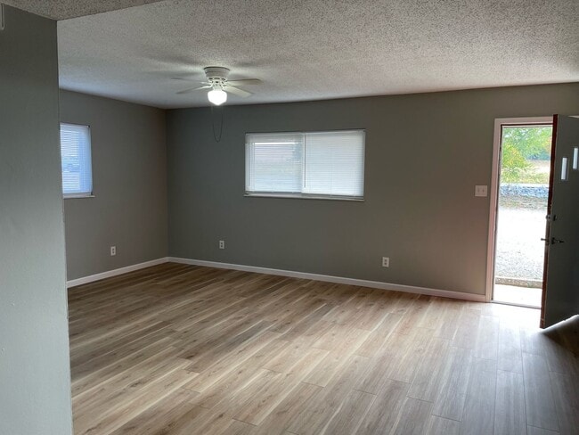Photo - 309 N Lincoln Dr Unit 1