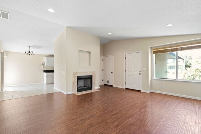 Building Photo - 3918 SE 52nd Ave Rental