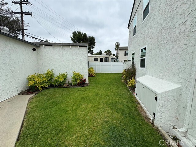 Photo - 4458 Linden Ave Unidad 1