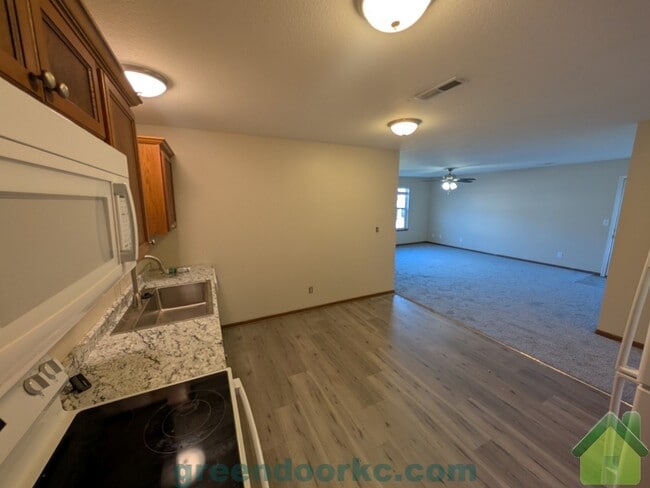 Photo - 1107 Fall Meadow Ln