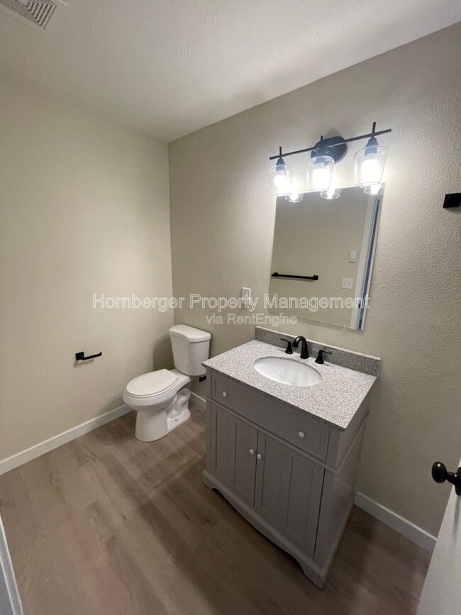 1605 E Hartson Ave Unit 1