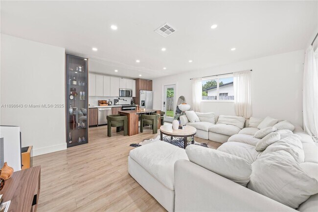 Photo - Modern Furnished 2BD/2BA Home in Ives Estates