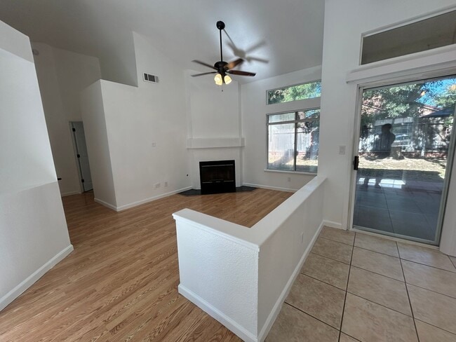 Photo - 4093 Heartland Way