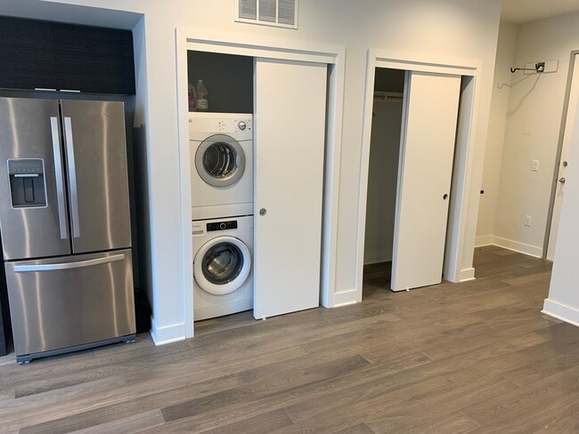 Photo - East Austin Studio! A Must See!