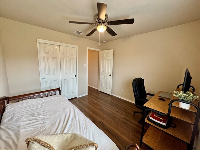 Building Photo - 371 Nottingham Loop