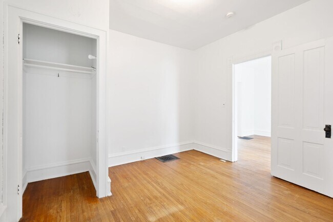 Photo - 1120 Washington St