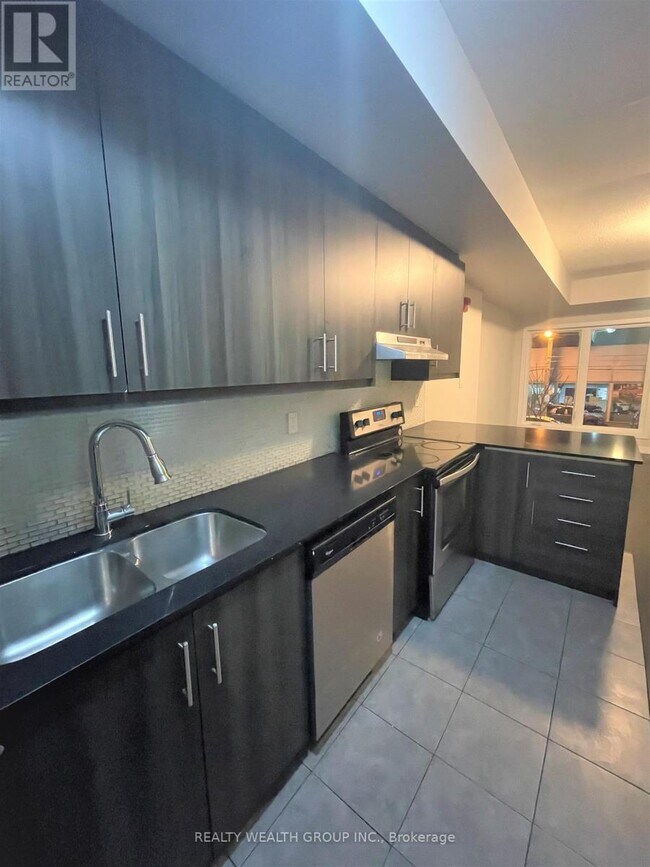 Photo - 2059 Weston Rd