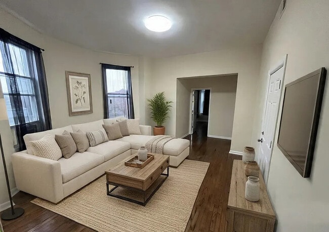 Photo - 1325 S Sawyer Ave