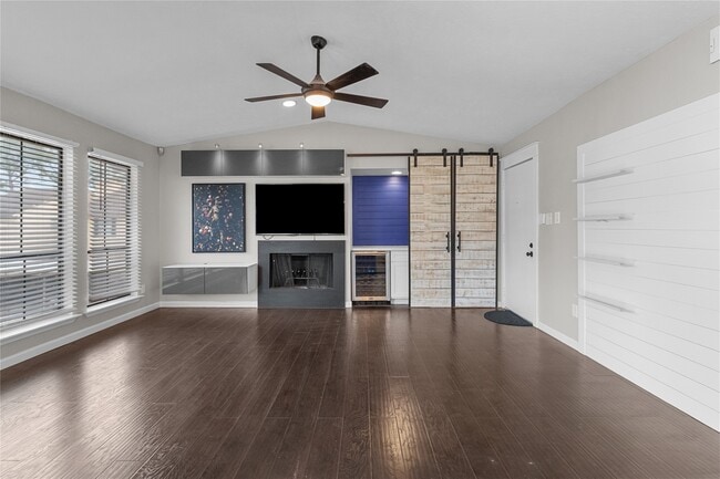Photo - 5001 Lamonte Ln Unit 105