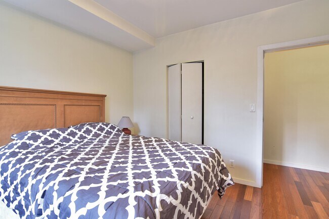 Photo - 440 Richards St Unit 302