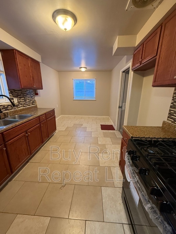 Photo - 23344 Panama Ave