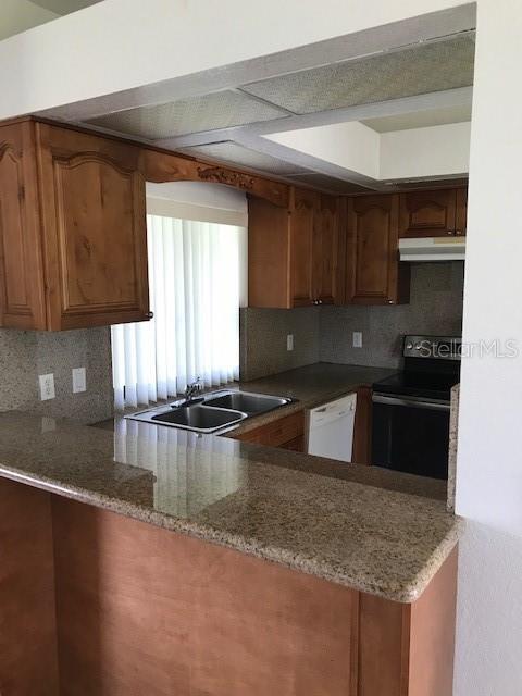 Photo - 25385 Sandhill Blvd
