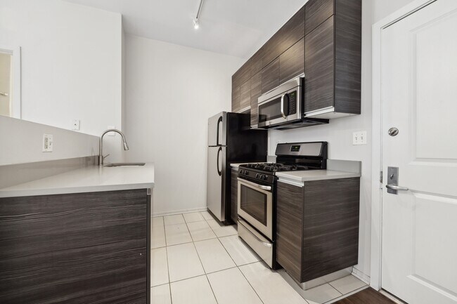 Photo - 30 E Roosevelt Rd