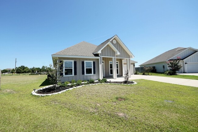 Building Photo - Spacious 5-Bedroom Home in Desirable Crest...