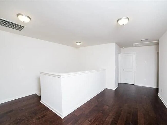 Photo - 5570 Lightheart Ct