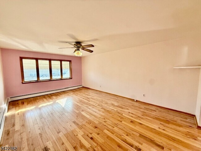 Photo - 46 Frances St