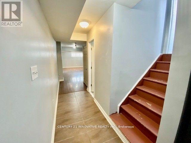 Photo - 66 Juglans Crescent