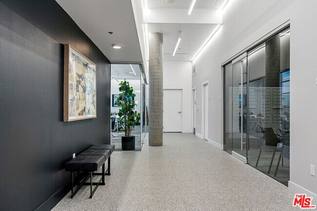 Photo - 325 N 1st St Unit 518