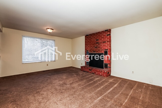 Photo - 4743 Taylorsville Rd