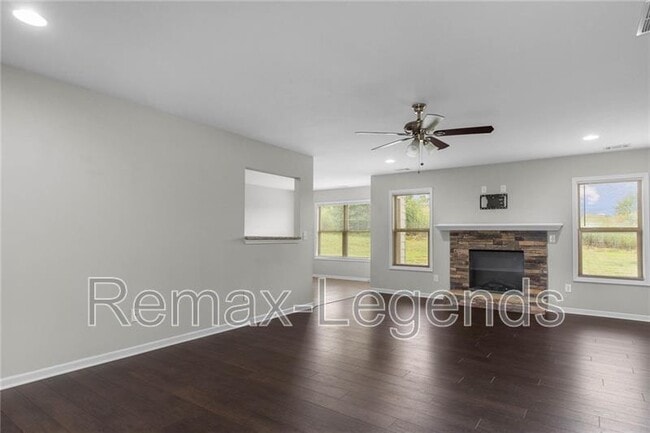 Photo - 74 Gray Field Ct