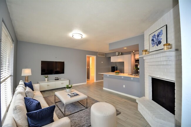 Photo - 260 El Dorado Blvd Unidad 903