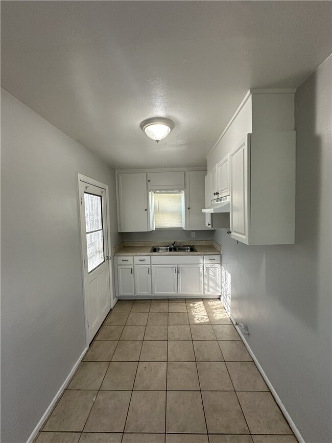 Photo - 126 S Giovanola Ave