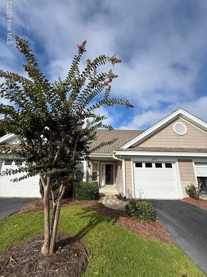 Photo - 103 Windchime Ct Townhome