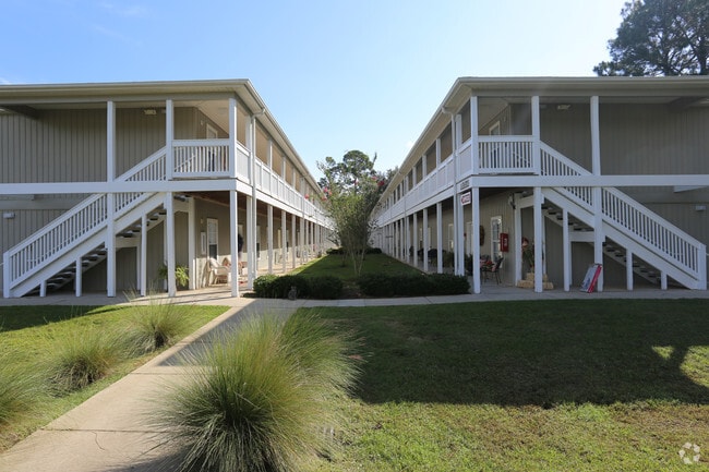 Meadowbrook Apartments