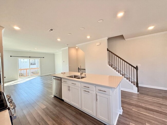 Photo - Stunning 3BD, 2.5BA Raleigh Townhome with ...