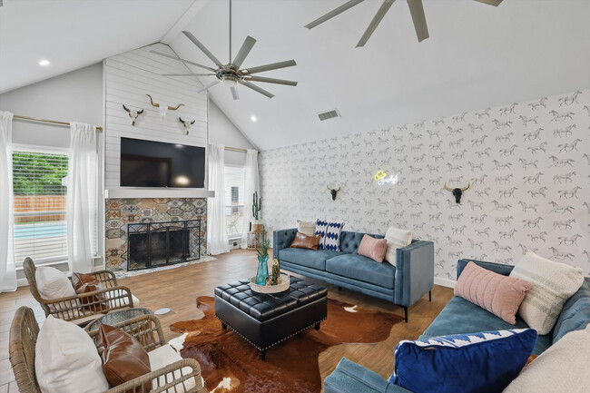 Photo - 6333 Tosca Dr Apartamento Unidad ID1143406P
